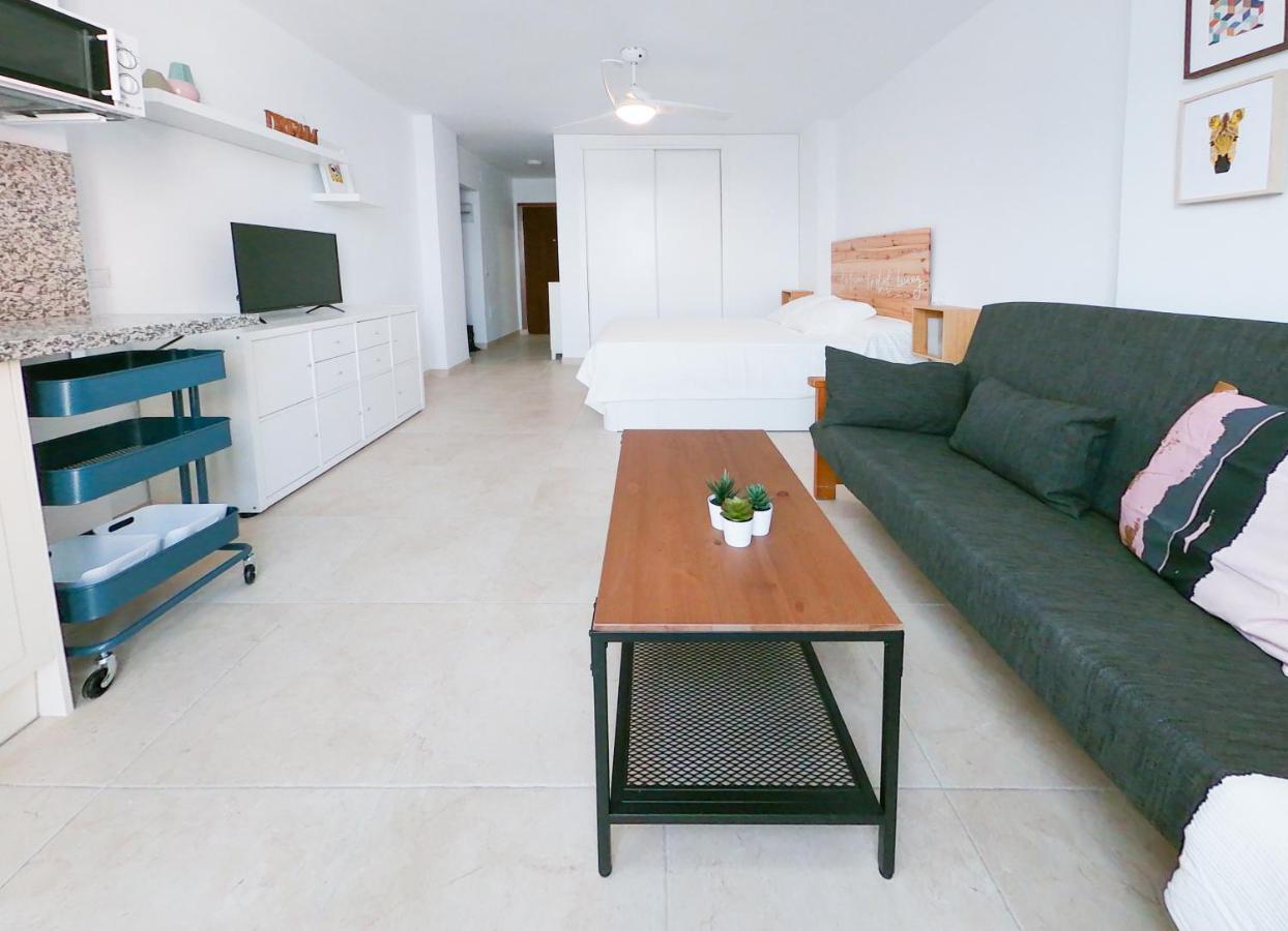 The White Flat *